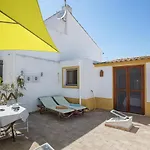 Casa Milita Feriehus Tavira