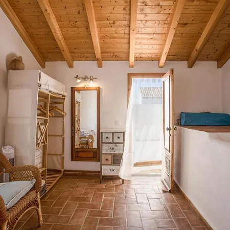 Casa Milita טאווירה